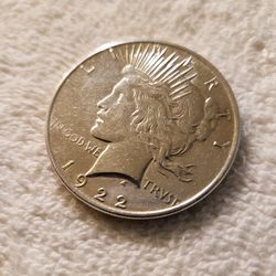 1922 PEACE SILVER DOLLAR