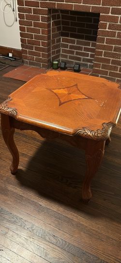 Small Table Stand
