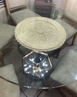 Broyhill Round Glass Dining Table with Stone Base