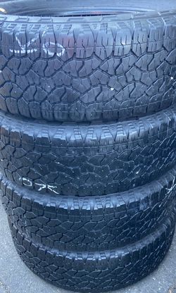 4 Llantas Usadas Good Year Wrangler Lt 275/65/20 $250 las 4