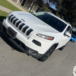 2017 Jeep Cherokee 