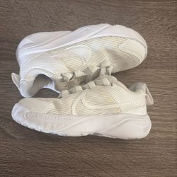 Nike Star Runners 7.5 C
