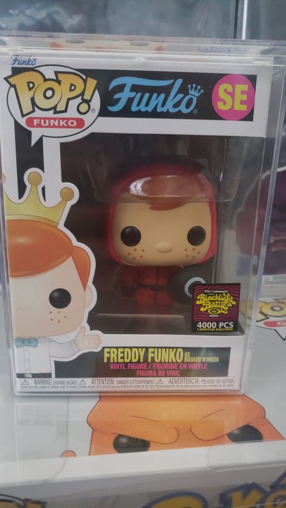 Fundays Freddie Funko Masked Worker Circle