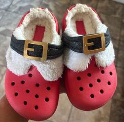 Toddler Santa crocs size 10C