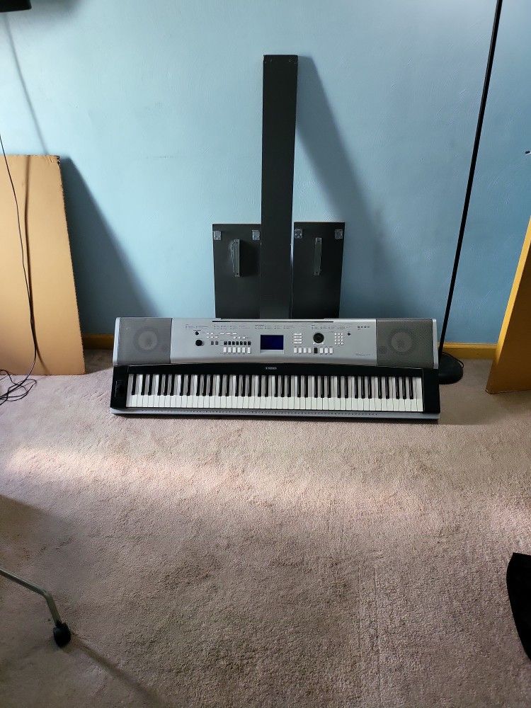 Yamaha Portable Grand Keyboard