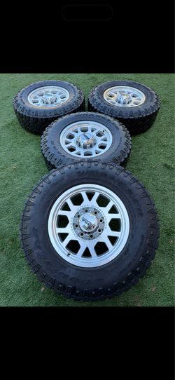 Ford f250 wheels and tires f350