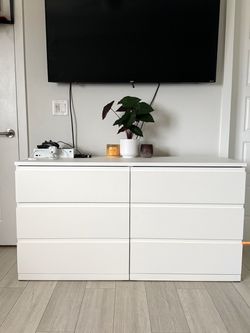 IKEA STORKLINTA -6 Drawer Dresser-White