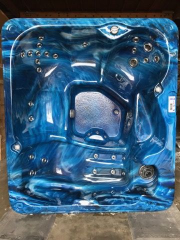 77x88 hot tub Spa. Brand new! 10yr wrnty