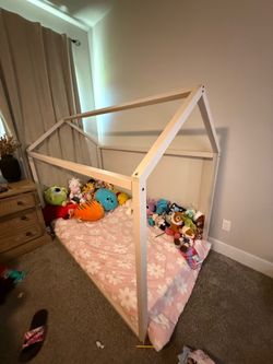 Twin bed with mattress