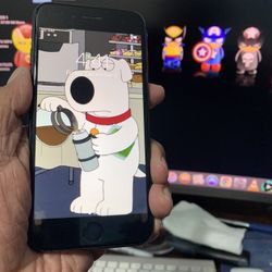 iPhone 7-32Gb unlocked FOR Sale $60 