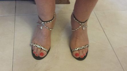 Prom/Evening / Wedding Black Rhinestone Sandals 7 1/2