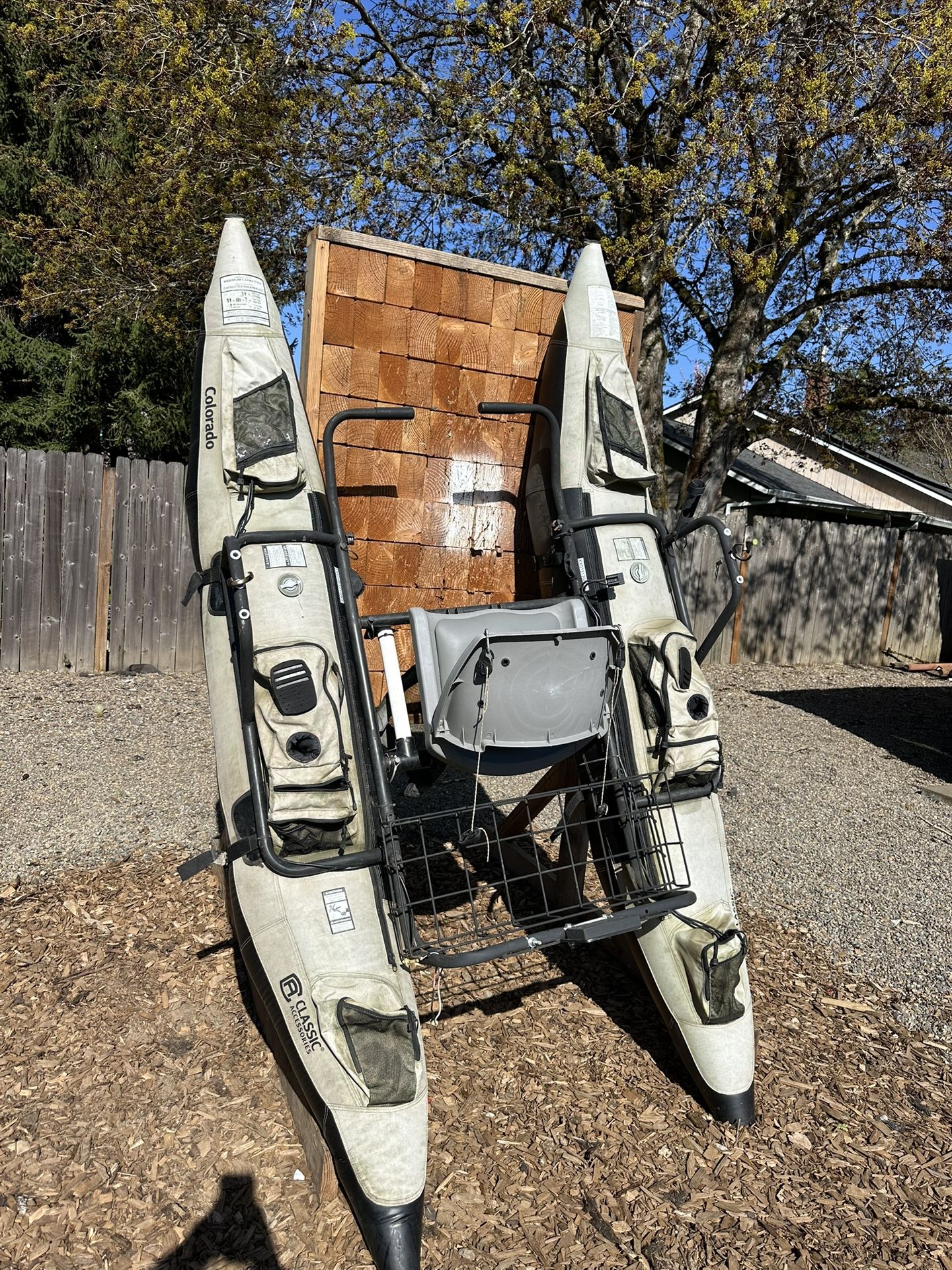 Colorado Classic accessories pontoon