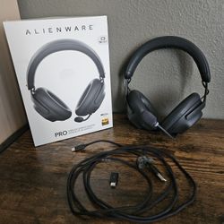 Alienware Pro Headset 
