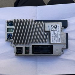 Ford OEM Audio Control Module  Radio Unit – Untested – May Need Programming