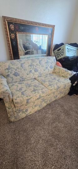 Lazy boy Sofa sleeper