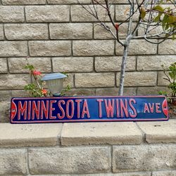 Minnesota Twins Sign