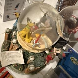 Disney Globe