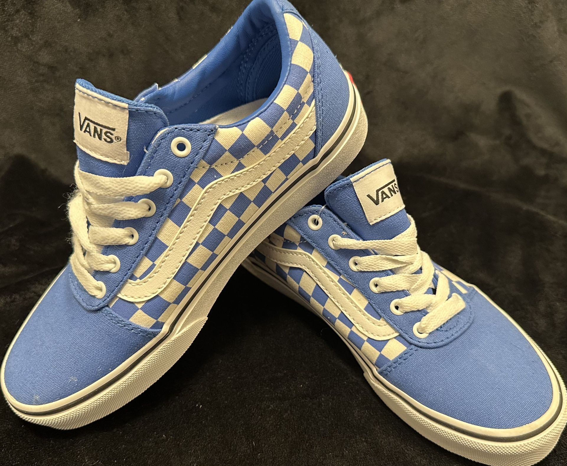 Vans Brand New Men’s Size 3 Blue Checkered