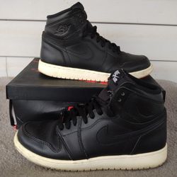 Jordan 1 retro high OG Cyber Monday size 6.5y