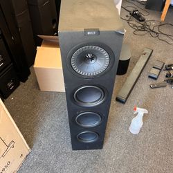 KEF - Q750 6.5" 2.5-Way Floorstanding Speaker - Single
