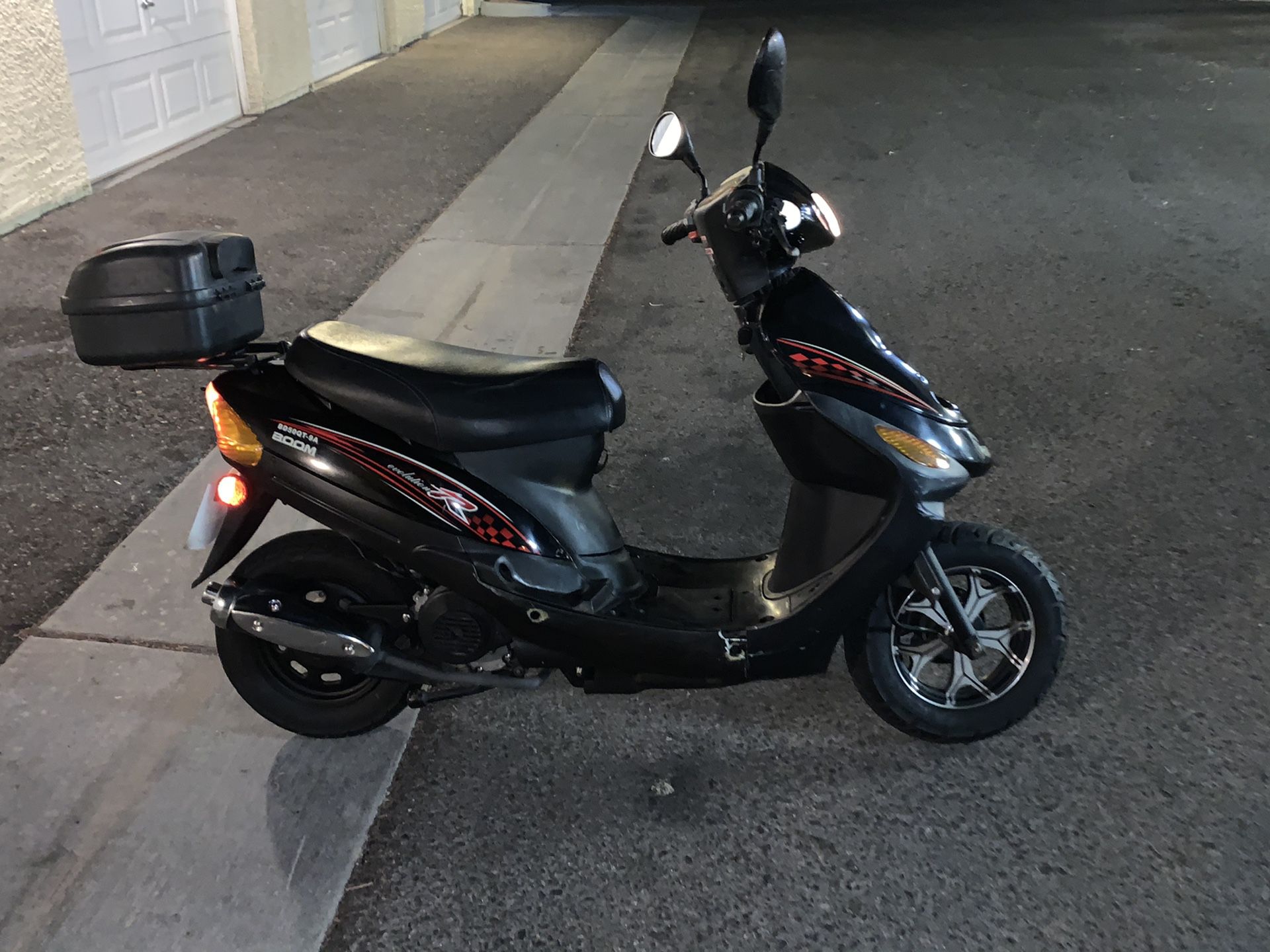 Moped/scooter
