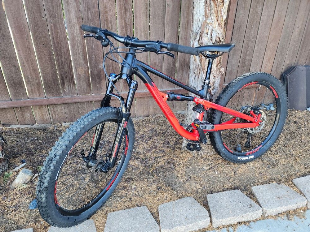 Polygon D24X. FULL SUSPENSION MTN BIKE