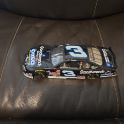 Dale Earnhardt #3 GM Goodwrench Service Oreo diecast car Collectible 