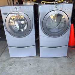 Whirlpool Washer & Dryer Set