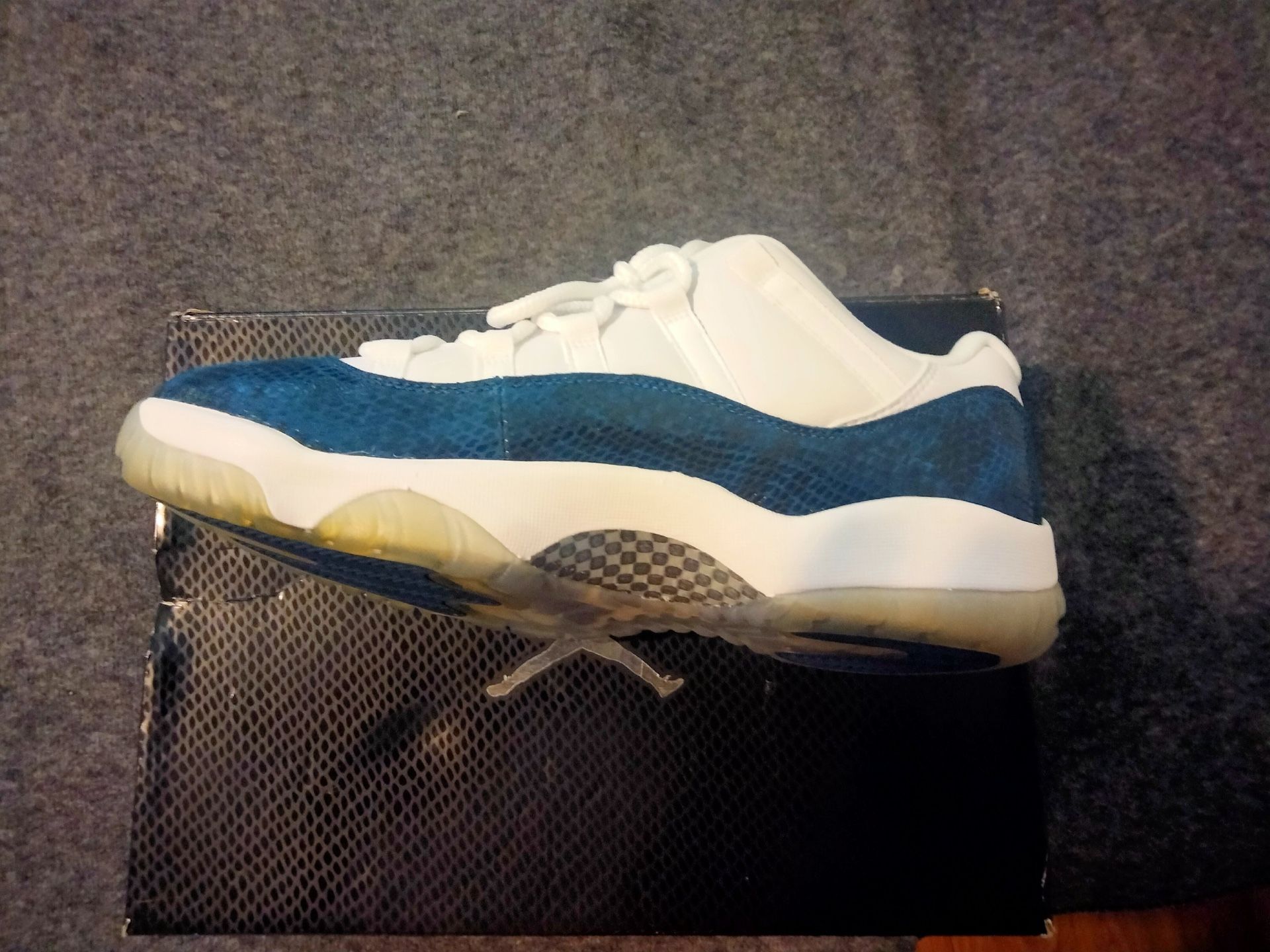 Snake 11s sale