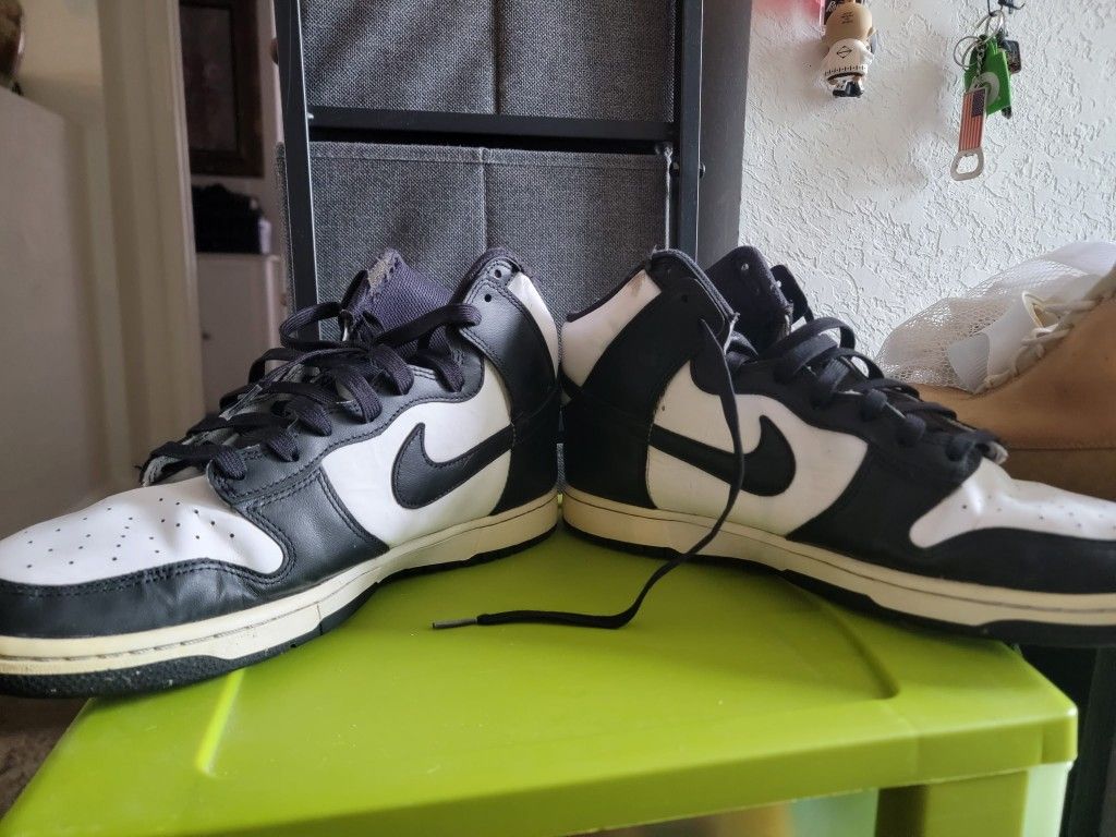NIKE MEN'S SHOES SIZE 13
