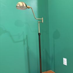 IKEA Standing Reading Lamp – Gold Shade with Black Base 
