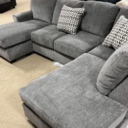 FREE DELIVERY NEW SECTIONAL