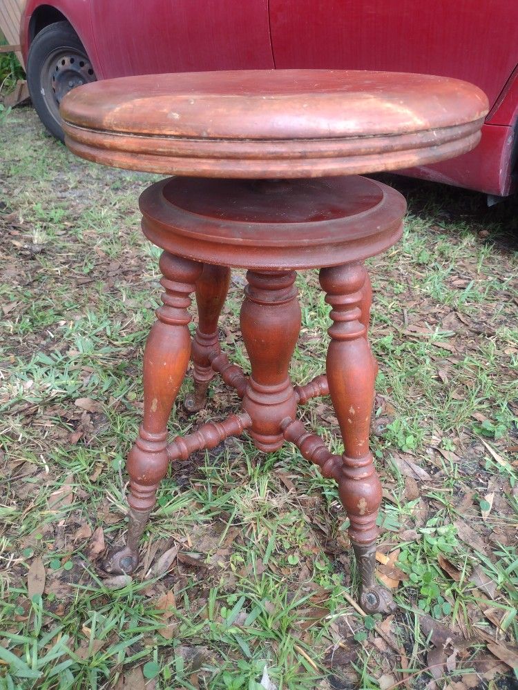 Victorian Era Piano Stool