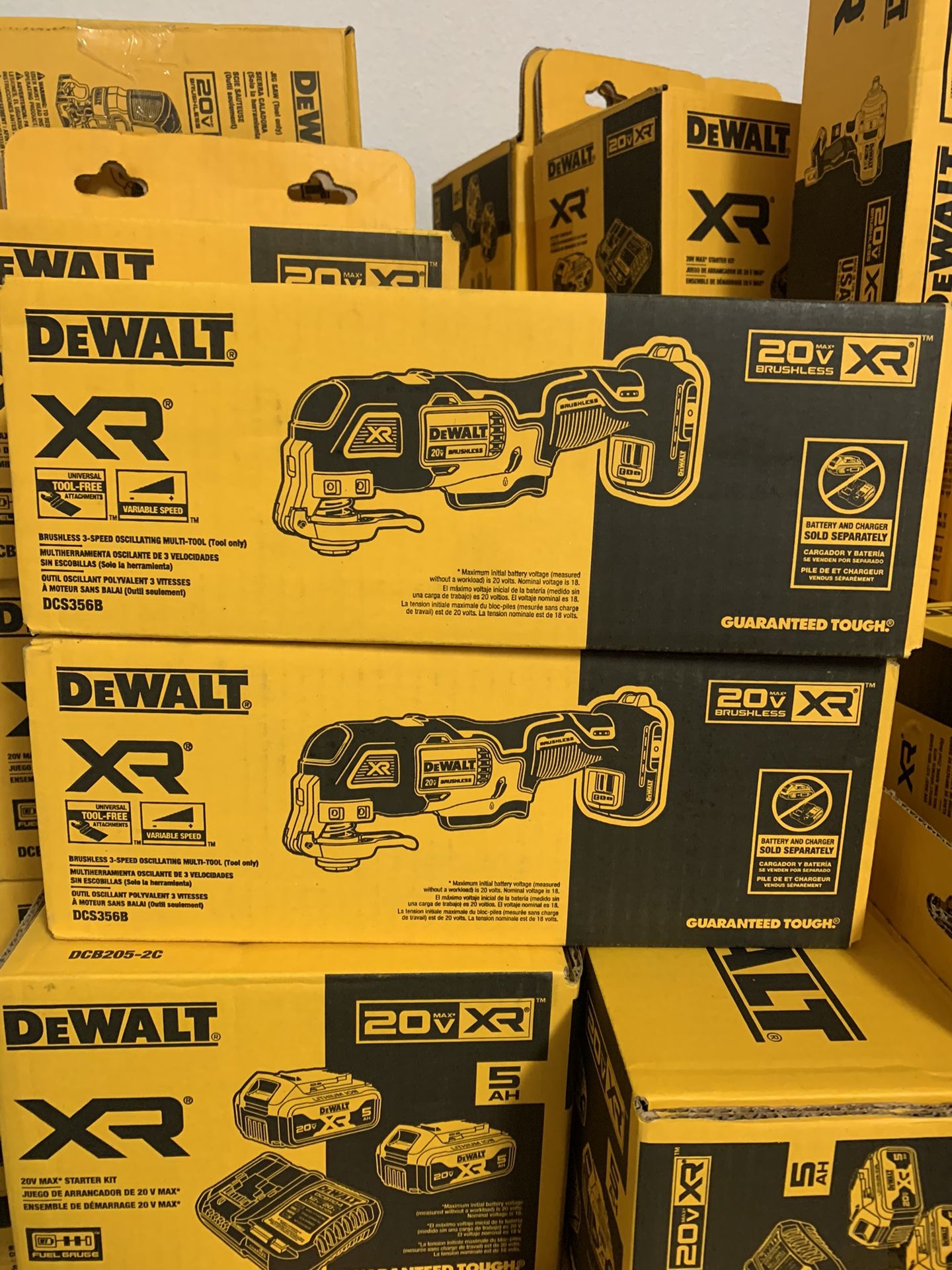 NEW DEWALT DCS356b 20V 20 Volt MAX XR Brushless 3-Speed Oscillating Multi-Tool