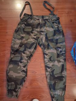 Camouflage pants with suspenders size 1X