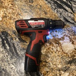 Milwaukee 3/8 Driver/Drill 