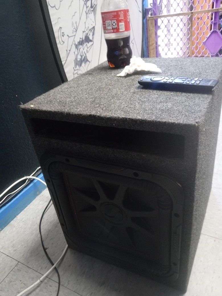 12" Kicker (Solo Baric) Subwoofer