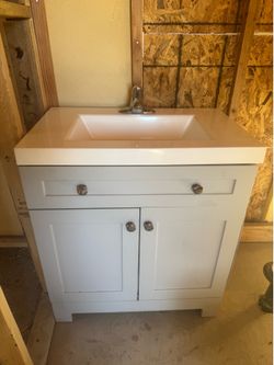 Bathroom vanity in good condition