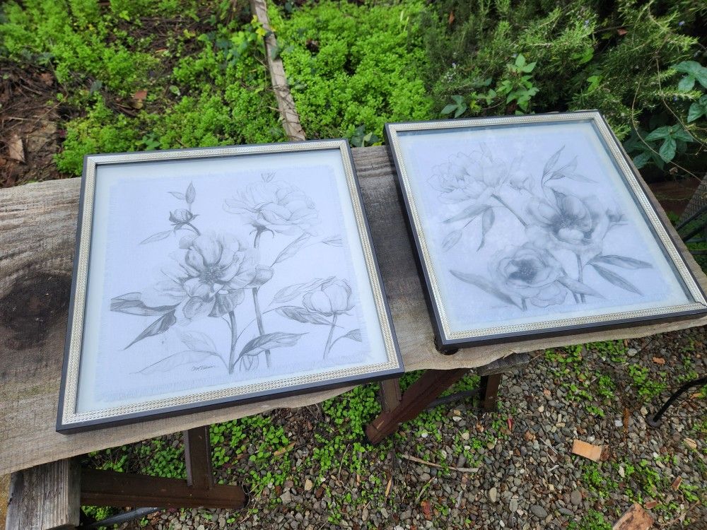 🌿 Set of 2 Linen Floral Art Pieces – $25 for Both! 🌿