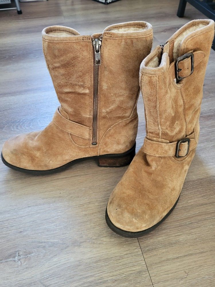 Ugg Boots 👢 