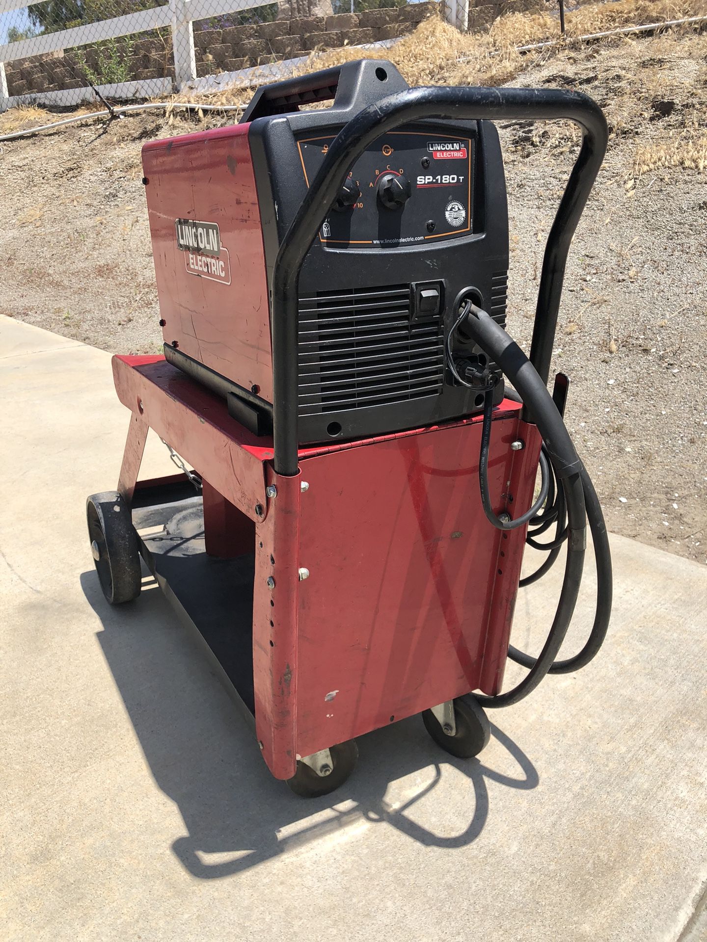 Lincoln Electric SP180T 180 Pro MiG Welder With K520 Heavy Duty Welding
