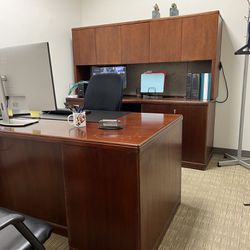 Executive Desk And Credenza 