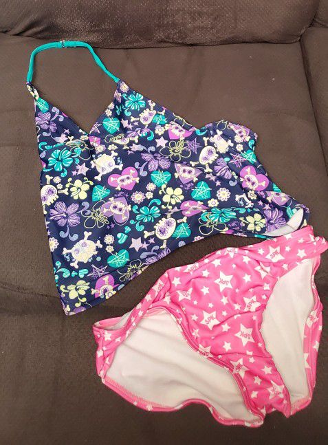 Girls Unshined Swimsuit Skull and heart pattern Size Lg 10 - 13