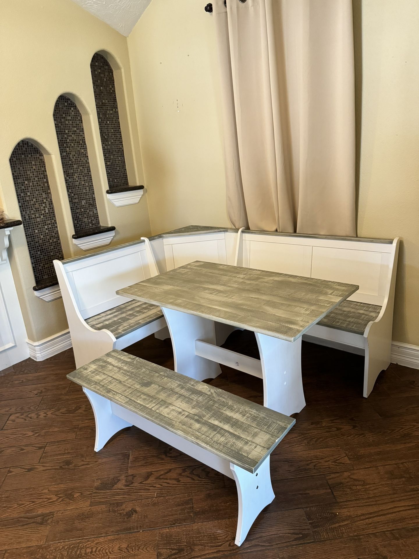 L Shaped Dining Room Booth