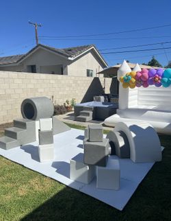 Play Gym With Ball Pit And Bounce House