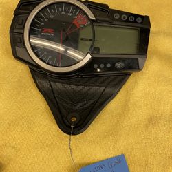 11’-22’ Suzuki GSXR Tachometer 