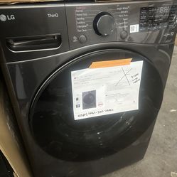 New Lg Washer And Gas Dryer Set 