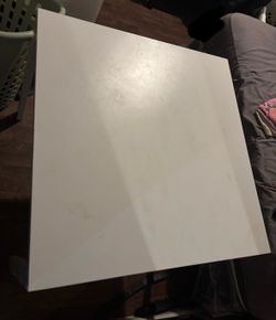 Square table