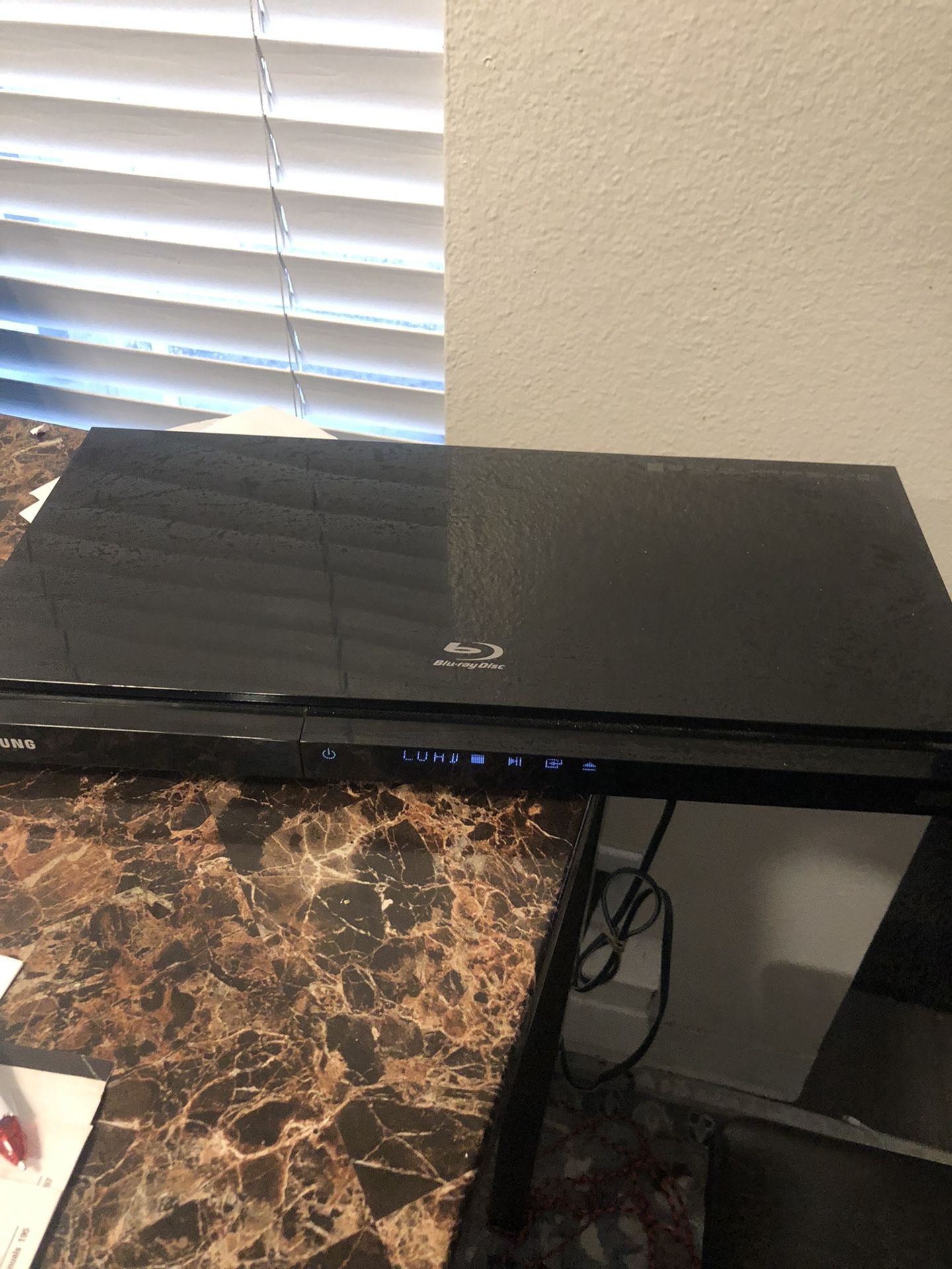 Samsung BD-D5700 Blu-Ray Player No Remote Tested Works
