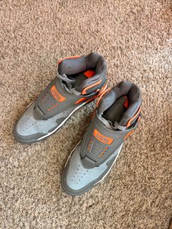 Larry Johnson’s size 12